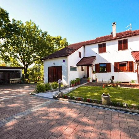 Holiday Home "Jadranka" Buzet Exterior photo